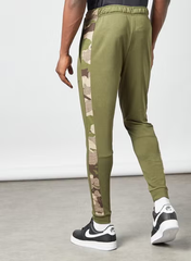 NIKE | DRI-FIT TAPERED CAMO TRAINING PANTS