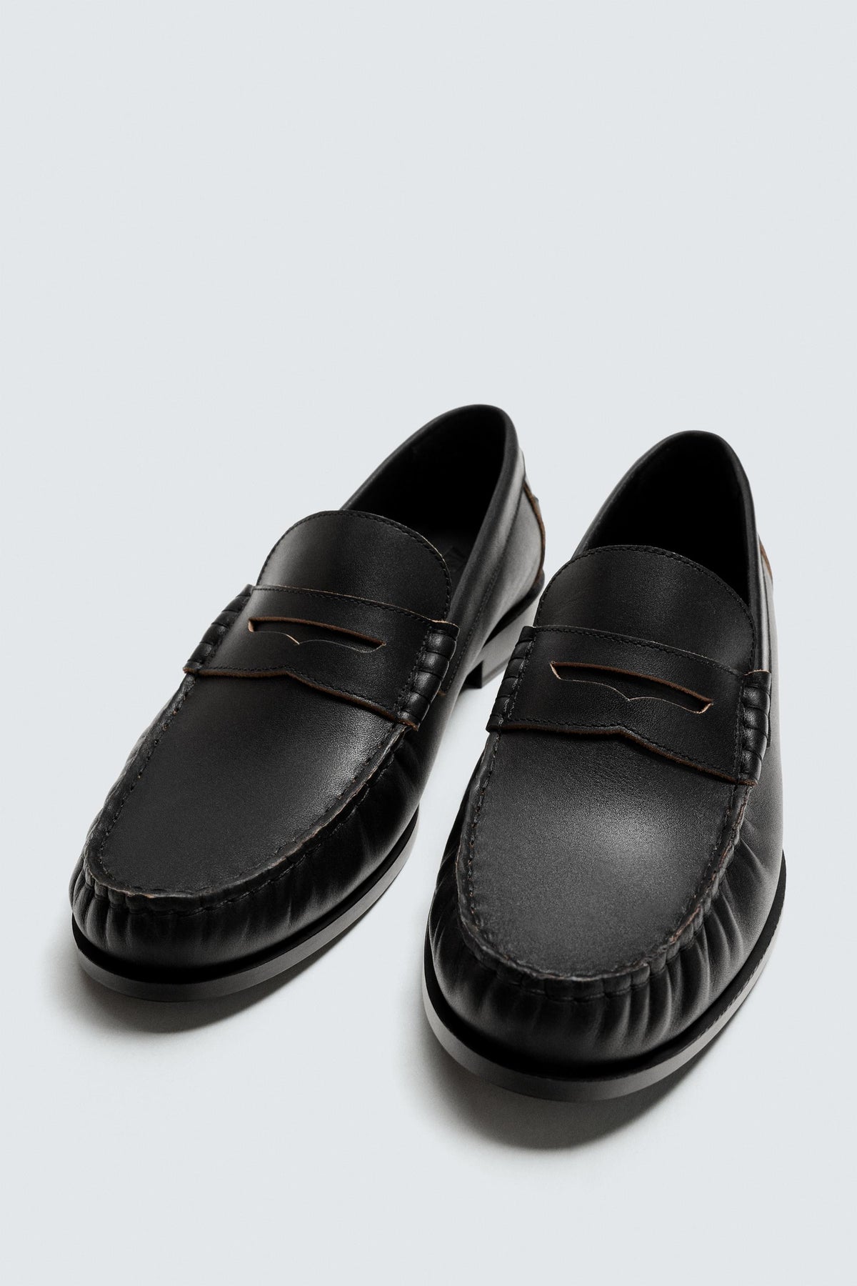 ZARA | LIMITED EDITION LEATHER LOAFERS