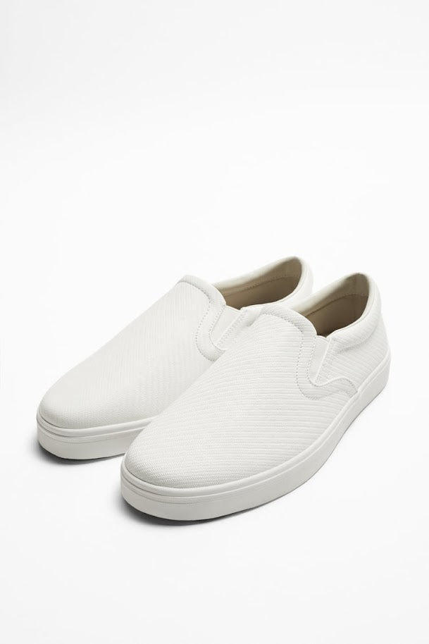 Zara best sale women trainers