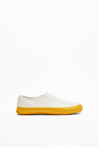 ZARA | SNEAKERS WITH NO LACES