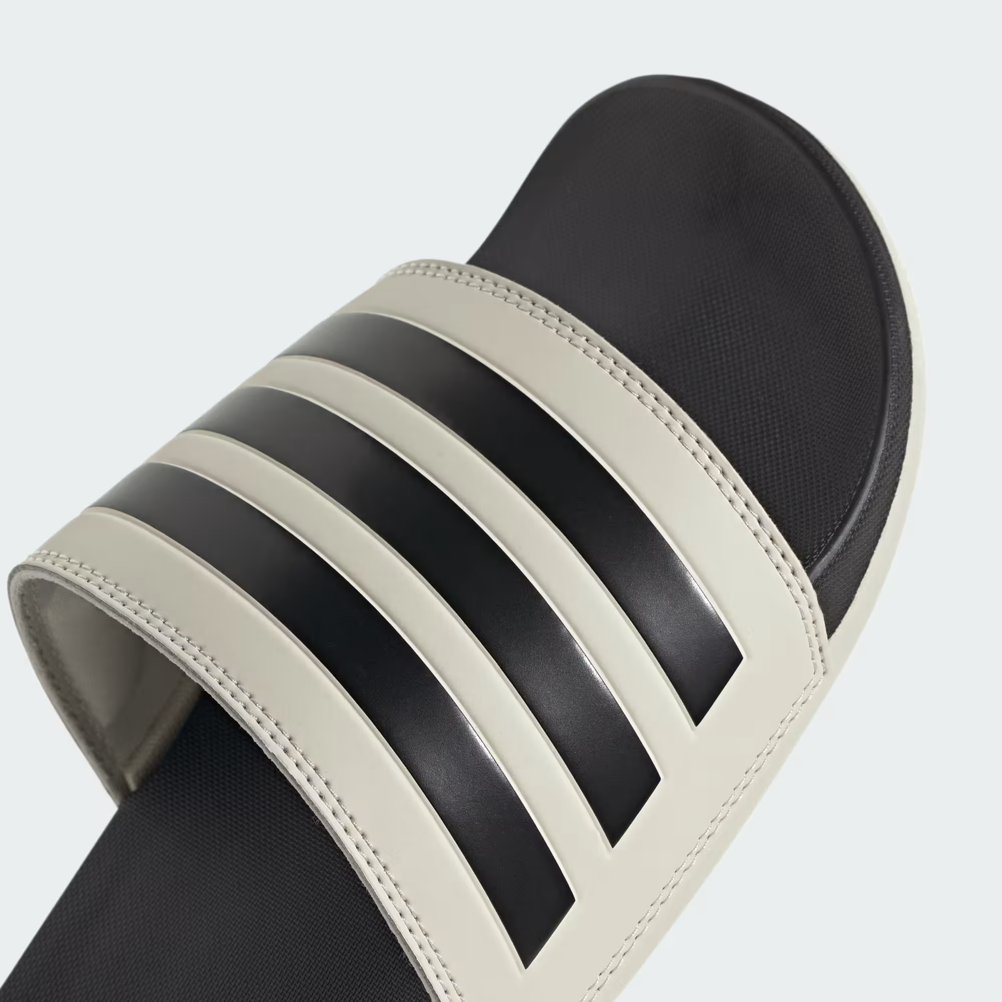 ADIDAS | ADILETTE COMFORT SLIDES
