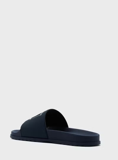 HUGO | LOGO SLIDES