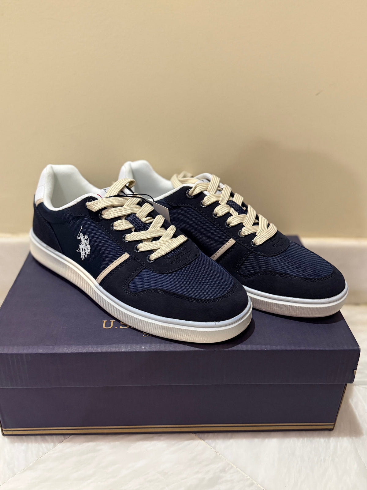 USPA | LOGO LACE UP SHOES