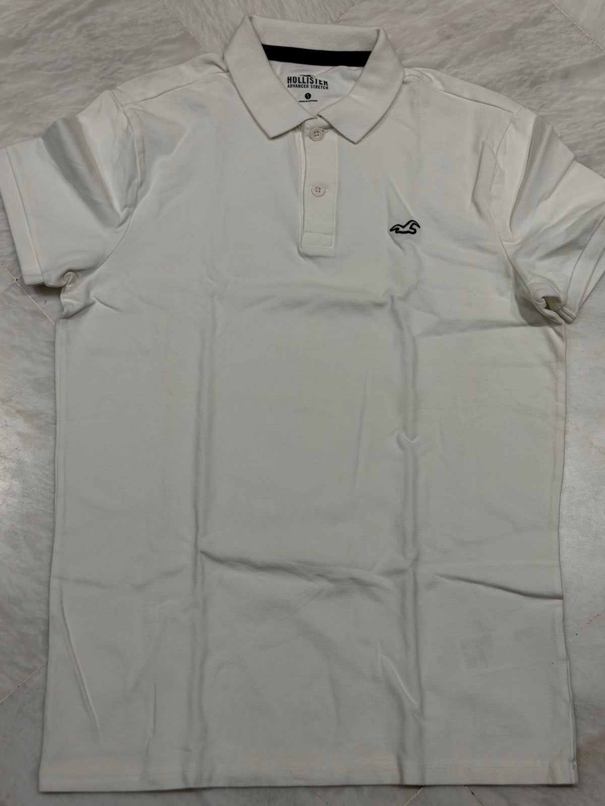 HOLLISTER | ADVANCE STRETCH POLO