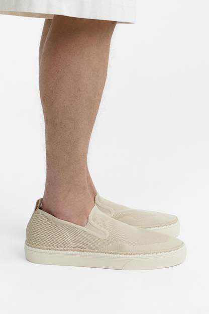 ZARA | LACELESS SNEAKERS