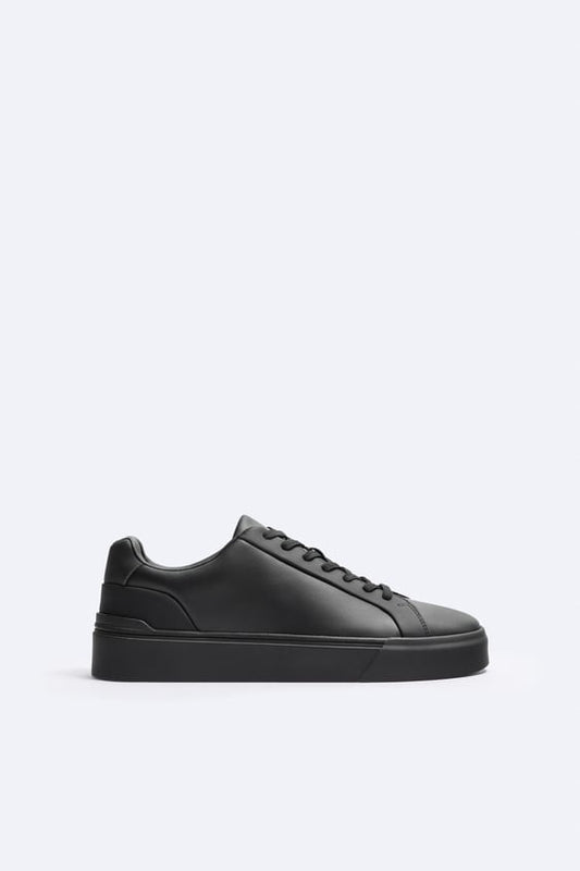 ZARA | SNEAKERS WITH PIECES